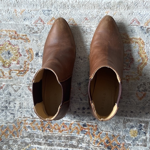 Nisolo Size 11 Brown Leather Chelsea Boot - Picture 2 of 8